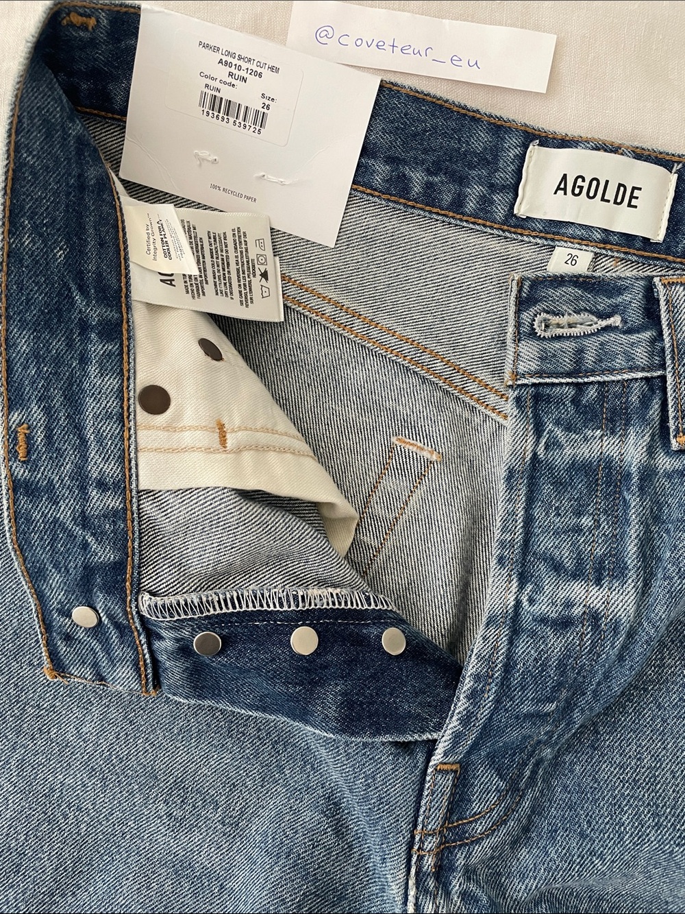 NWT AGOLDE Parker Long Cut Off Shorts in Ruin. Size 26. - Picture 4 of 7